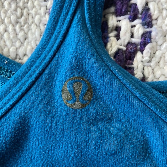 Lululemon teal flow Y bra light support - Picture 6 of 7
